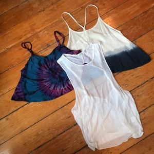 Tank top bundle of 3!!